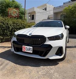 BMW i5